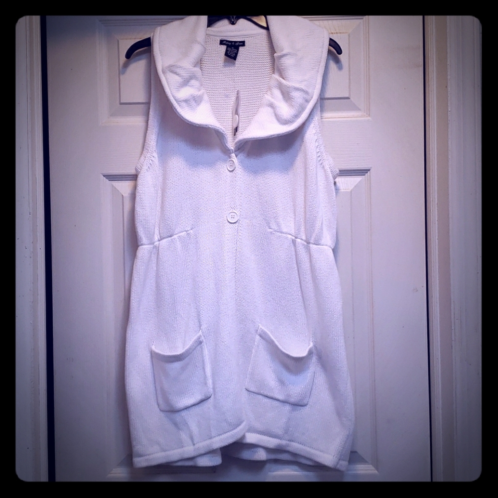 White knit vest jacket